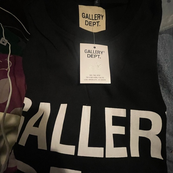 Gallery Dept Black Tee with White Logo - Picture 4 of 6